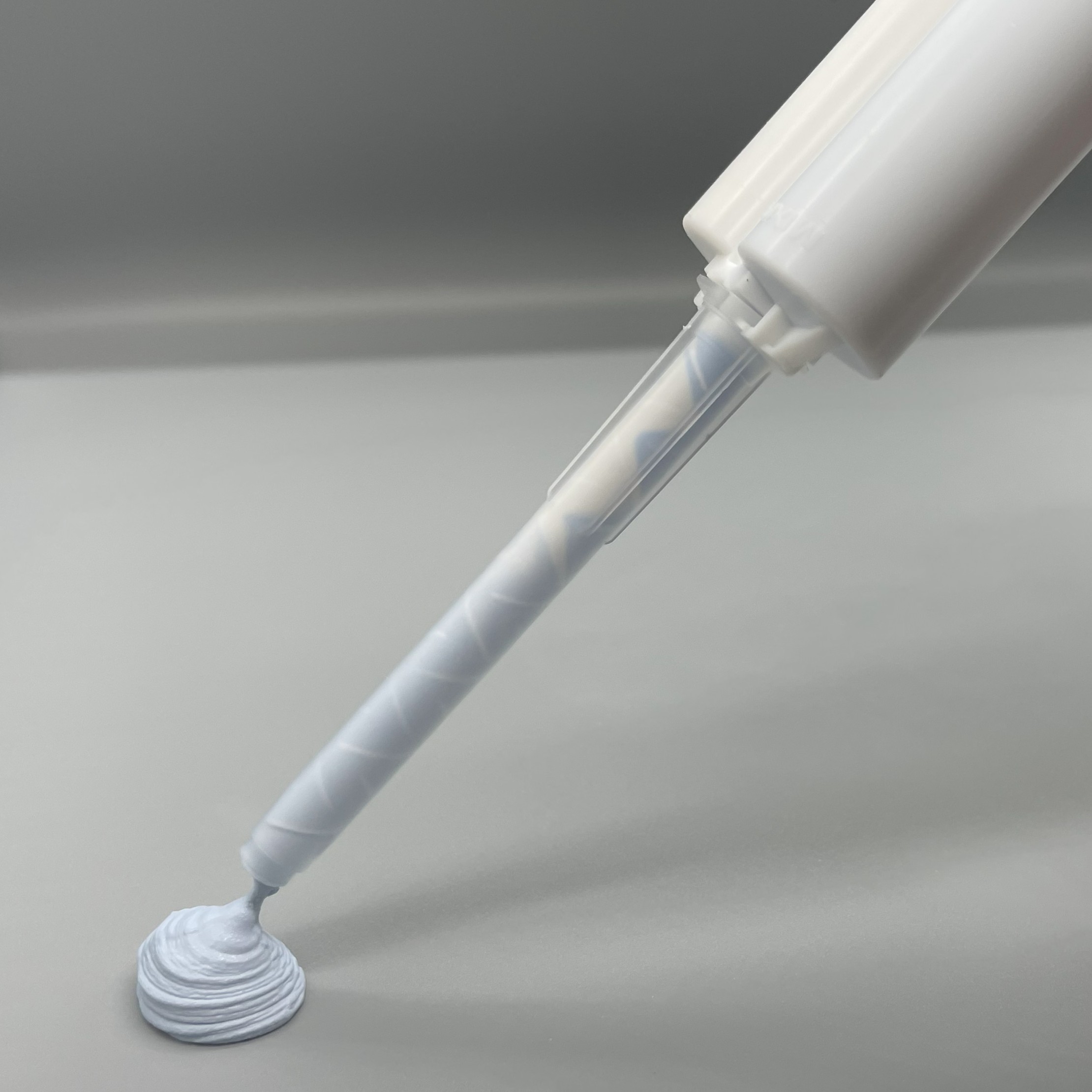 グリス 2液性室温硬化放熱グリス CGW｜積水化学工業｜高機能プラスチックス